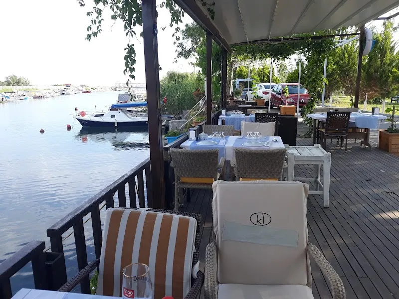 Deniz Kızı Gümüldür Otel & Restaurant