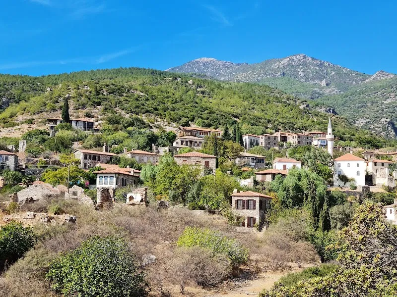 Eski Doğanbey Evleri