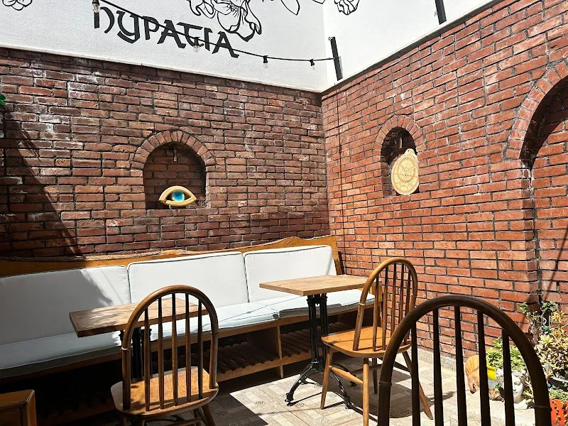 Hypatia Sığacık