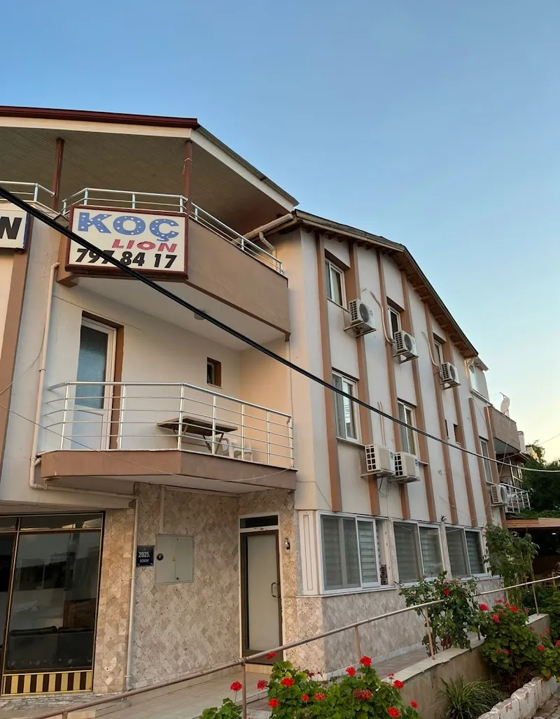 Koç Lion Pansiyon
