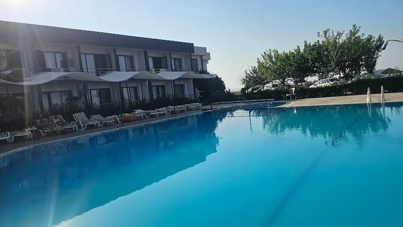 Royal Beach Club Hotel