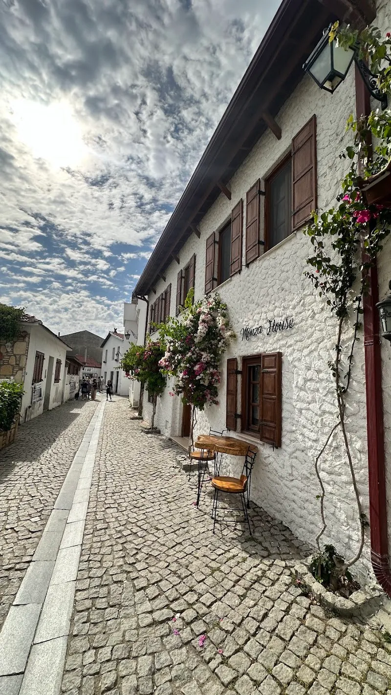 Sığacık Kalesi Sanat Sokağı detay