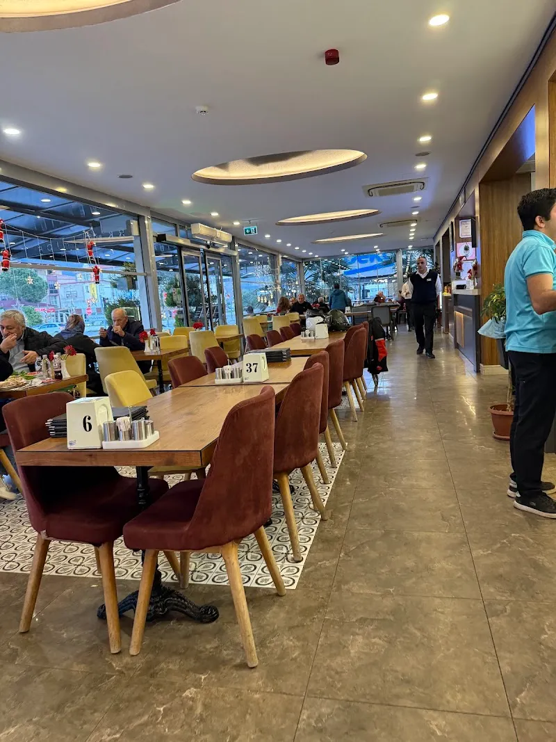 Ürkmez Pide Kebap Salonu detay