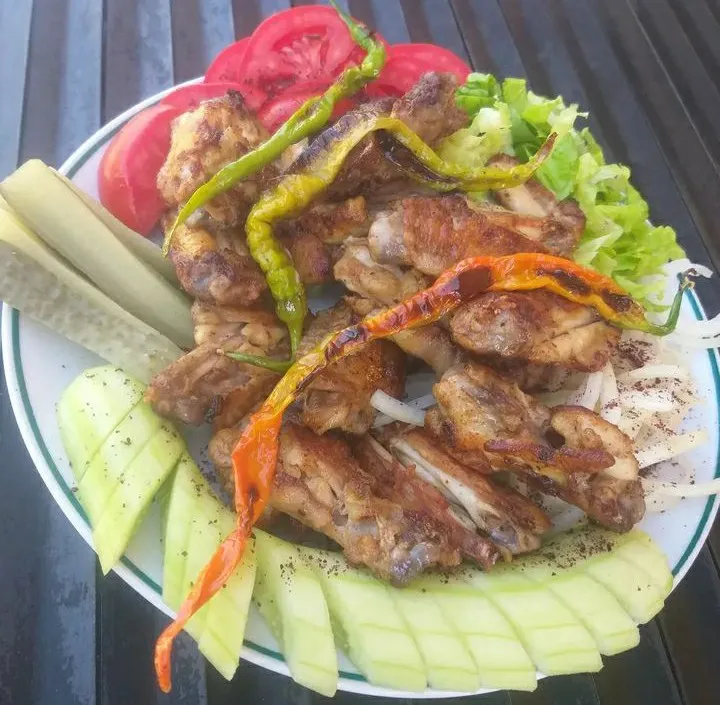 Yavuz'un Yeri - PLAJ CAFE & BİSTRO detay
